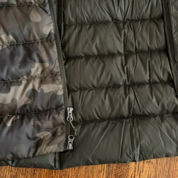 NWOT Eddie Bauer Camouflage Green Parka Packable and lightweight Size XS - Picture 14 of 16